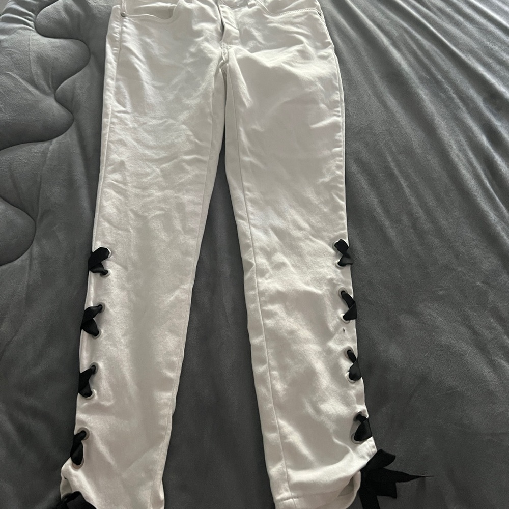 Size 4 Venus lace up white jeans